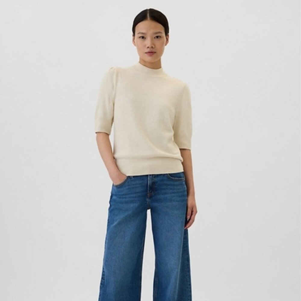 GAP CashSoft Mockneck Puff Sleeve Sweater